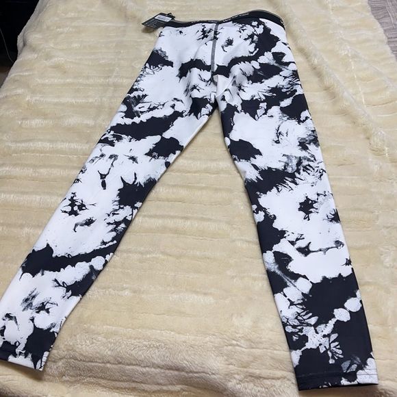 Wildfox tie dye leggings - Picture 7 of 9